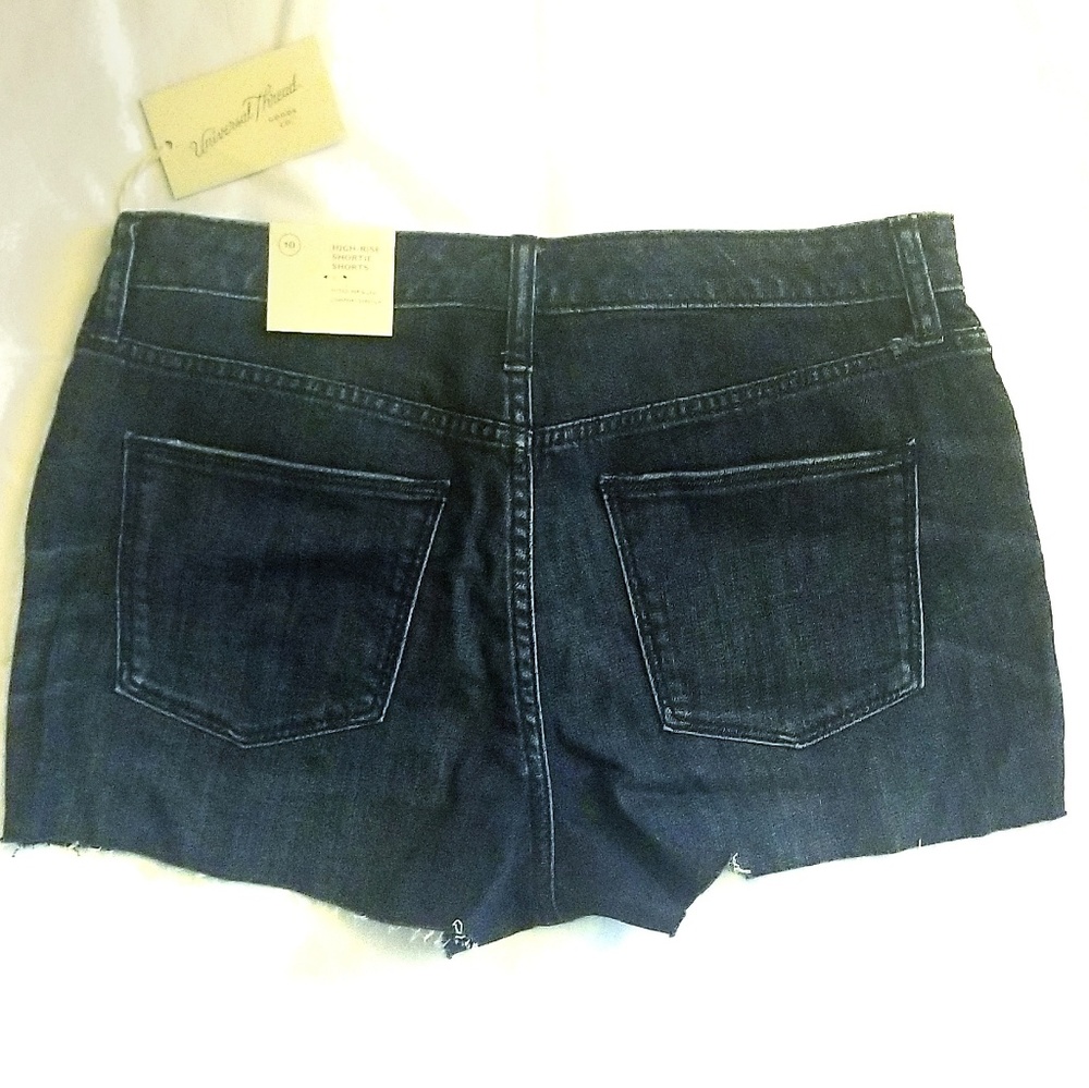 ,❌SOLD❌Universal Thread High Rise Shortie Shorts - Picture 3 of 4